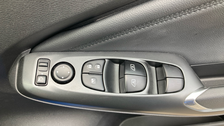 Nissan Juke 1.6 Hybrid N-Connecta 5dr Auto Hybrid Hatchback